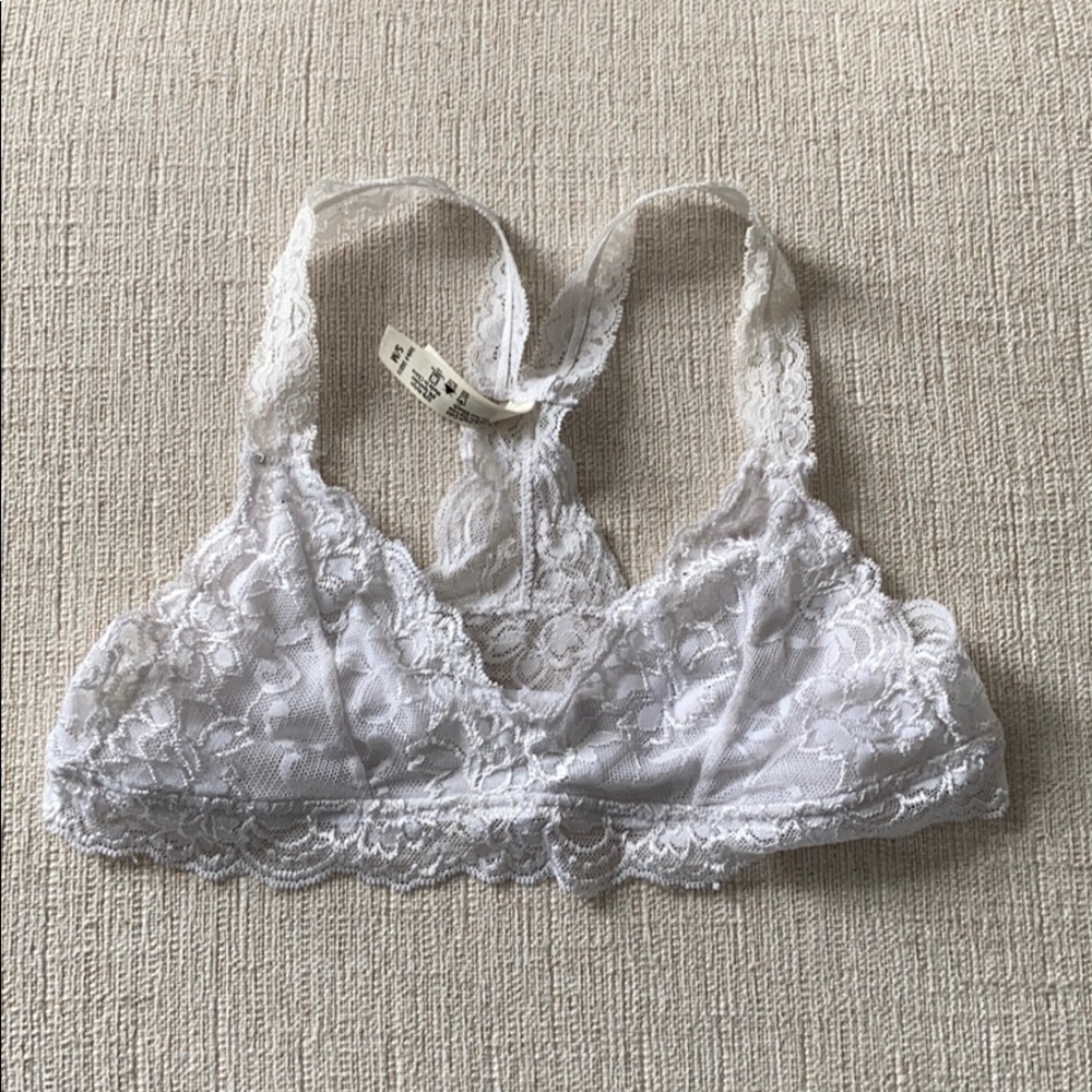 🤍Garage Bra Top
